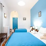 Stella\'S Place, Vlichada