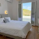 Adonis Hotel Studios & Apartments