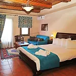 Pandion Luxury Boutique Hotel & Suites With Spa