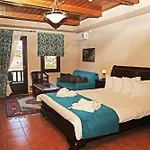 Pandion Luxury Boutique Hotel & Suites With Spa