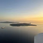 Exquisite Santorini Villa Villa Kamelot 3 Bedrooms Spectacular Aegean Sea Views Private Outdoor Hot Tub Imerovigli