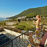 Hovolo Hotel Apartments