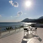 Skinos Apartments