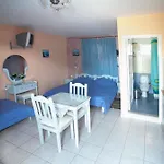 Maria\'S Studios