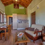 Achelatis Traditional Guest Houses