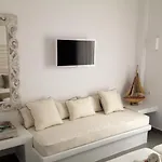Paradise Design Apartments