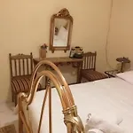 Roulas Cozy Apartments