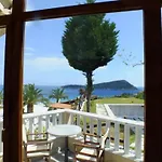 Kinira Beach Hotel