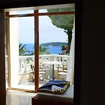 Kinira Beach Hotel