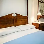 Anatoli Villa