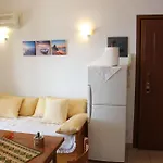 Matina\'S Apartments