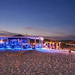 Hotel Sarti Beach