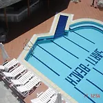 Hotel Sarti Beach