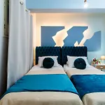 Family Inn Apartments&Suites