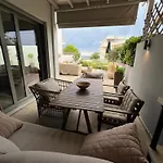 Comfy Kourouta Apartment & Suite