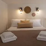 Oinoni\'S Home - Xanthipi Studio