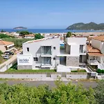 Arodo Suites