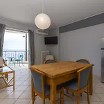 Beachfront Cozy House - Kiatos\' Seaview Retreat