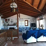 Diaporos View House