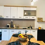Ikies A&A Suites & Villas