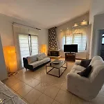 Stratos House