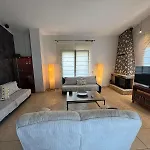 Stratos House