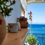 Lalaros Apartment