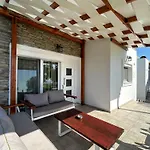 Villa Arhondula