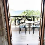 Seaside Apartment Poros
