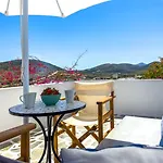 Kefalas Studio In Naousa