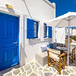 Kefalas Studio In Naousa