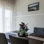 Teo Apartment