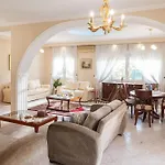 Villa Regina By The Sea