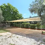 Niki Apartments