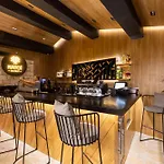 Melina Bay Boutique Hotel