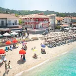 Summer Beach Hotel
