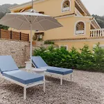 Sea Breeze Hotel & Apartments