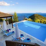 Villa Columba - Luxury Private Villa In Modern Residence