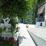 Studios Spiros Parga