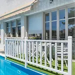 Erato Hotel