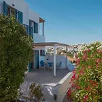 Gryparis\' Club Apartments