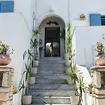 Augusta Studios & Apartments