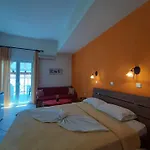 Paraga Rooms Pefkari