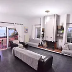 Fat Mermaid Seaside Villa