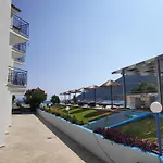 Surf Hotel