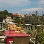 Zacharenia Cozy House With Sea Views