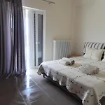 Samaras Apartments In Kamena Vourla