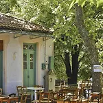 Nikolaou Apartments Keramidi