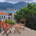 Azzuro Home