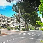 Sun & Sea : Malaki Seaside